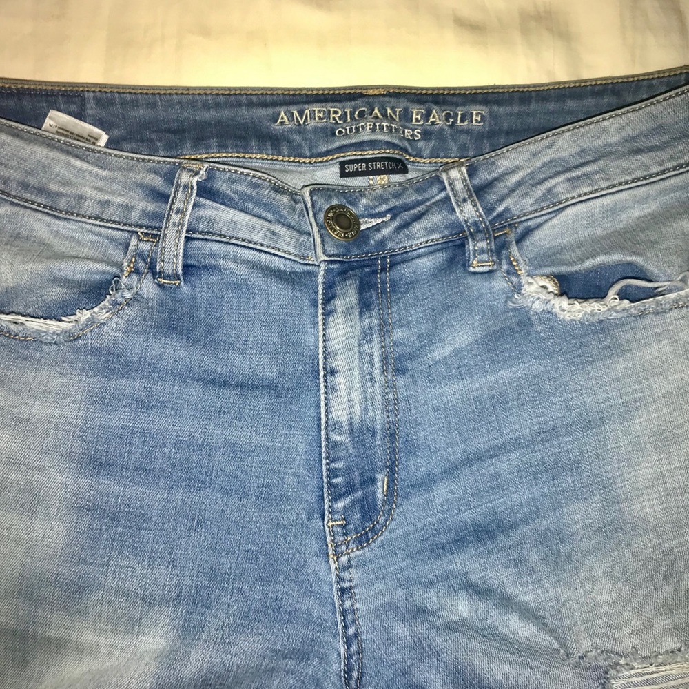 American Eagle : Mid-Rise Stretch Distressed Jeans